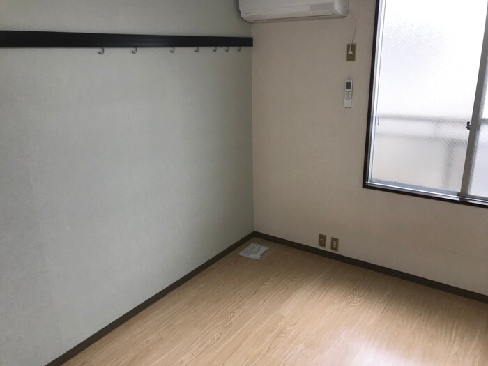 物件内観写真6　(居室)