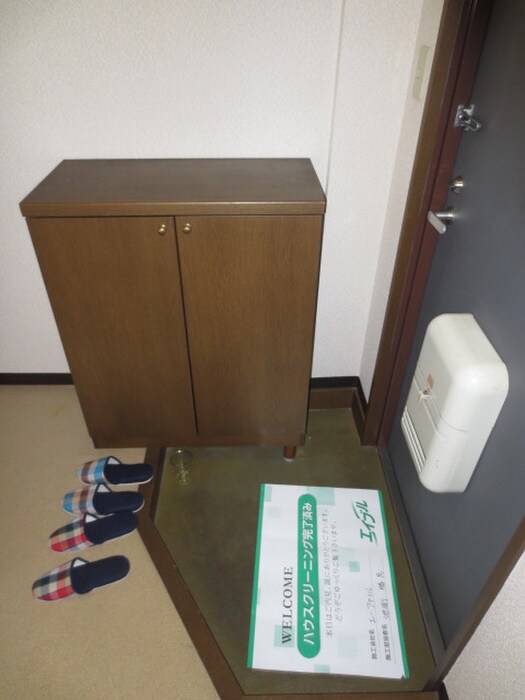 物件内観写真19　(玄関)