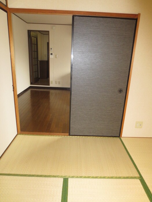 物件内観写真21　(居室)