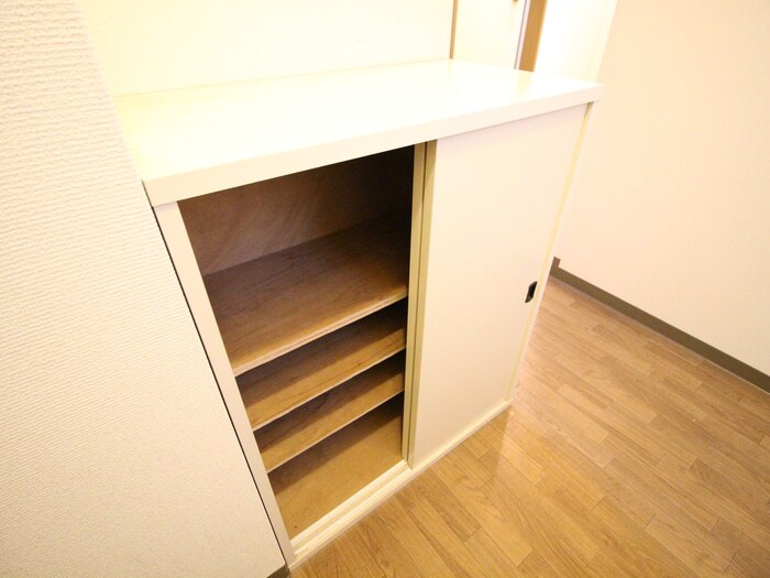 物件内観写真17　(靴箱)