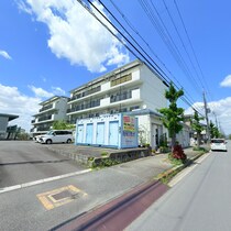 伸晃マンションの外観写真