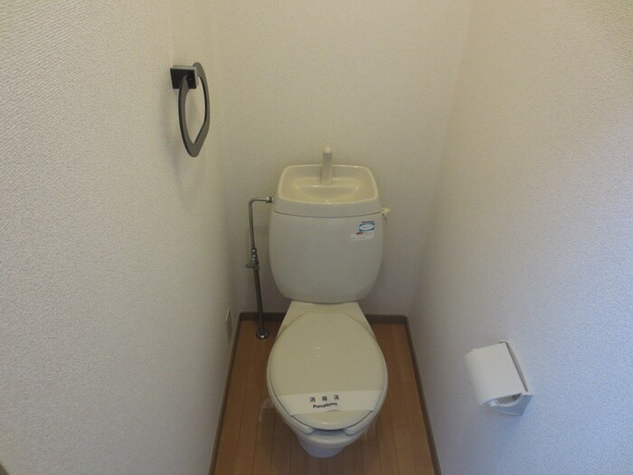 物件内観写真11　(トイレ)