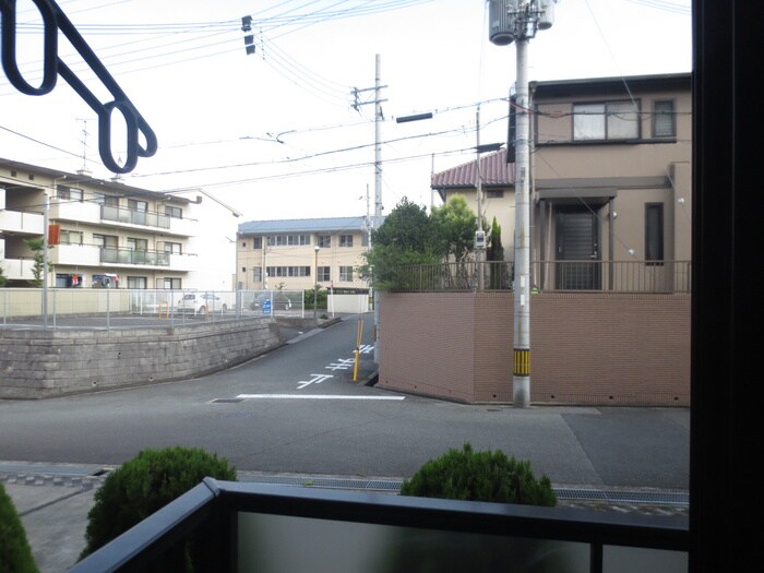 物件内観写真13　(室内からの展望)