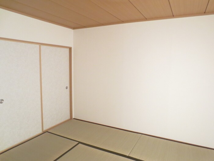 物件内観写真11　(居室)