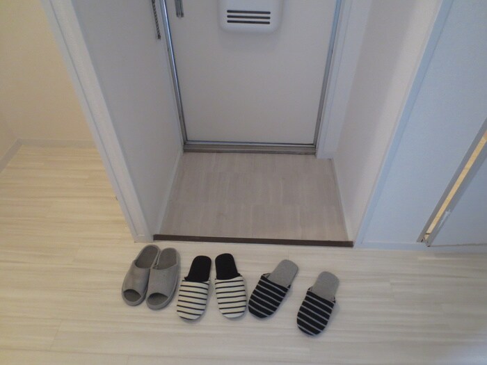 物件内観写真21　(玄関)