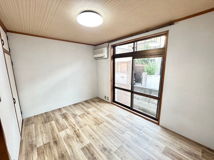 物件内観写真7　(居室)