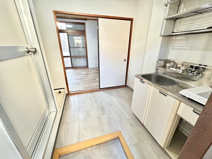 物件内観写真9　(居室)