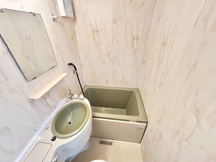 物件内観写真12　(バス／シャワールーム等)