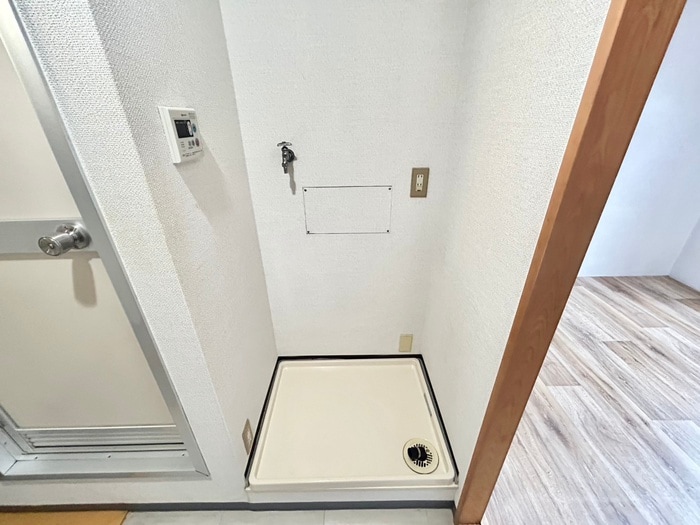 物件内観写真19　(洗濯機置場)