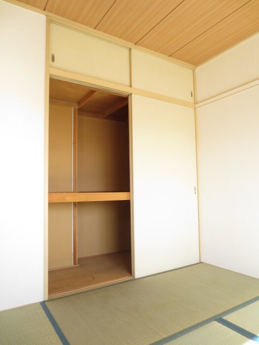 物件内観写真13　(収納)