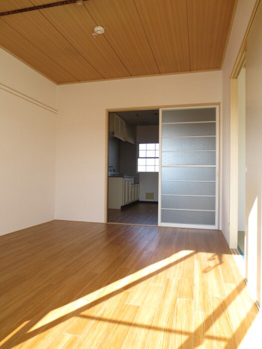 物件内観写真15　(居室)