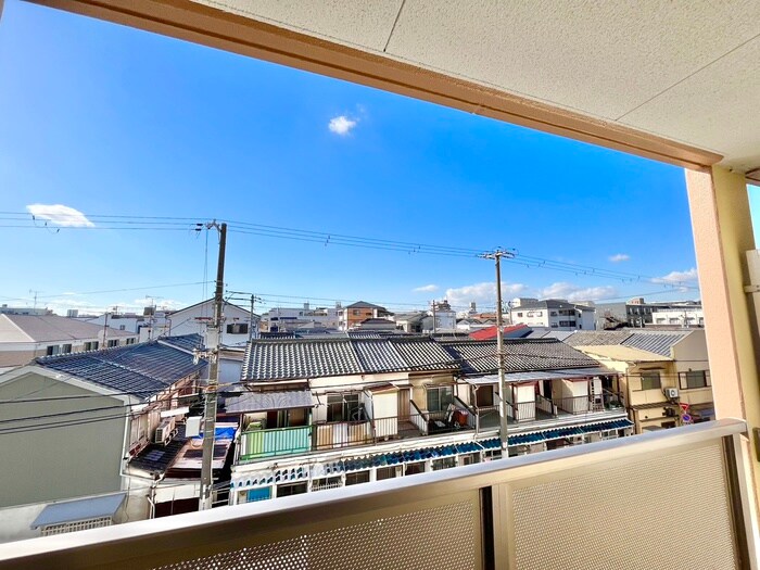 物件内観写真16　(室内からの展望)