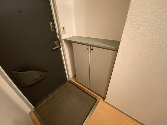 物件内観写真8　(靴箱)