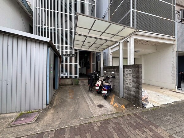 エントランス部分