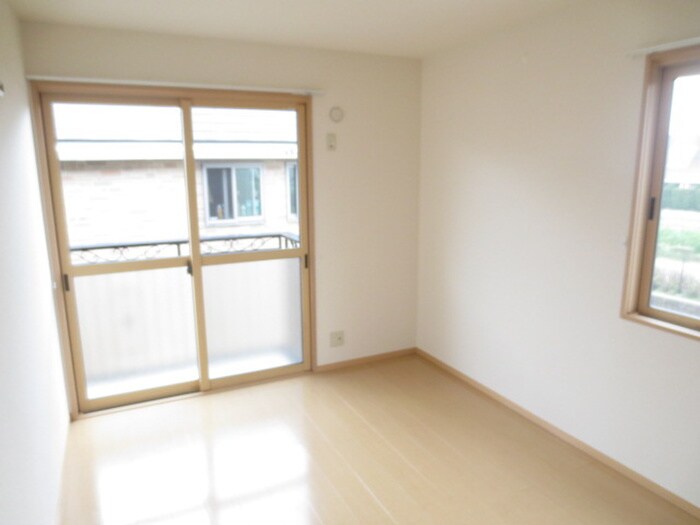 物件内観写真14　(居室)