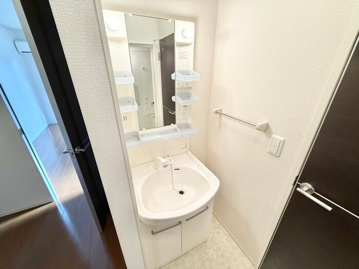 物件内観写真14　(洗面)