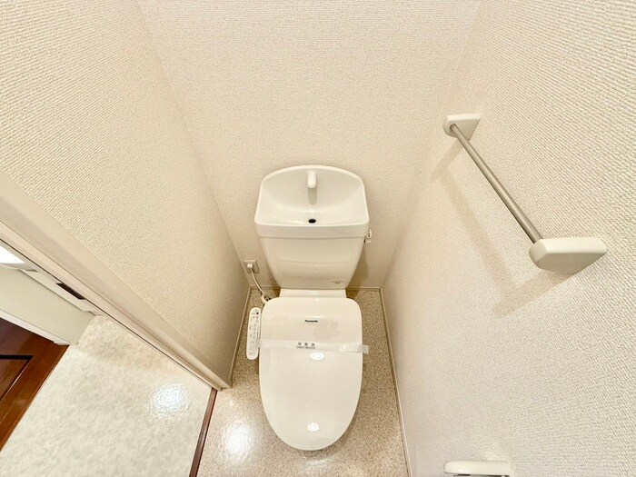 物件内観写真15　(トイレ)