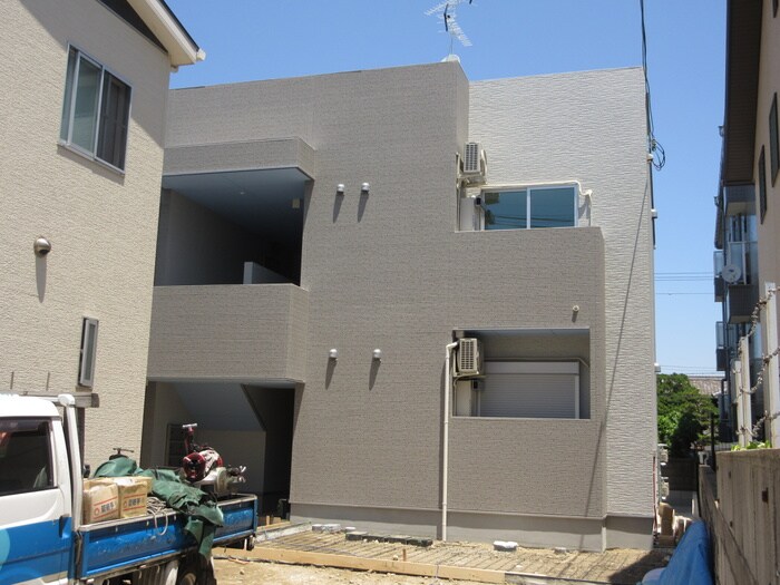 物件外観写真2　(外観写真)