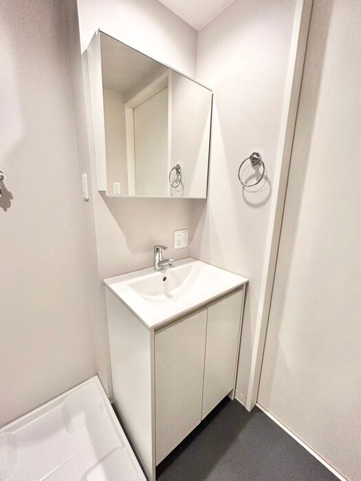 物件内観写真11　(洗面)