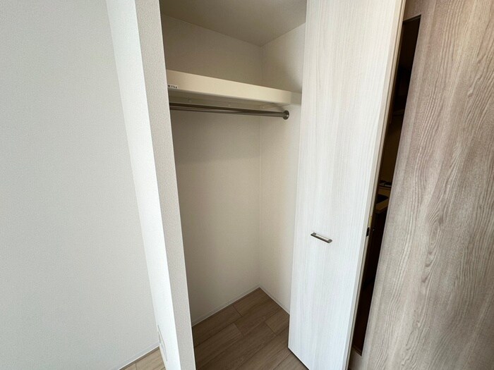 物件内観写真18　(収納)