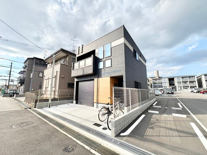 物件外観写真3　(外観写真)