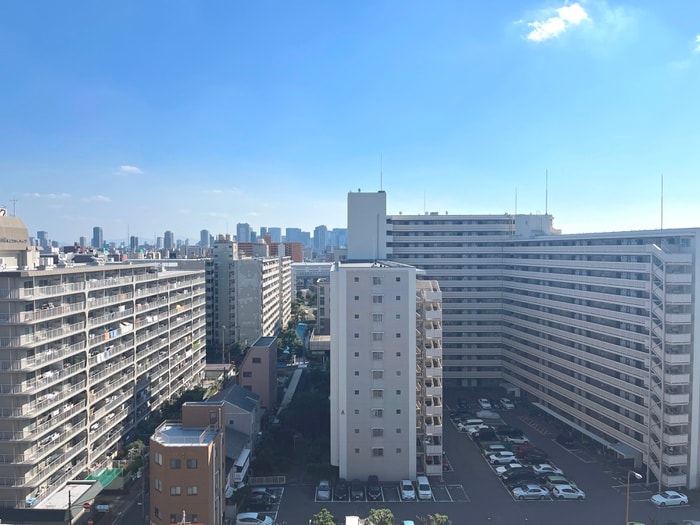 物件内観写真18　(室内からの展望)