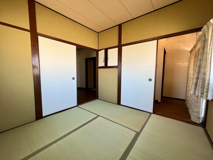 物件内観写真9　(居室)