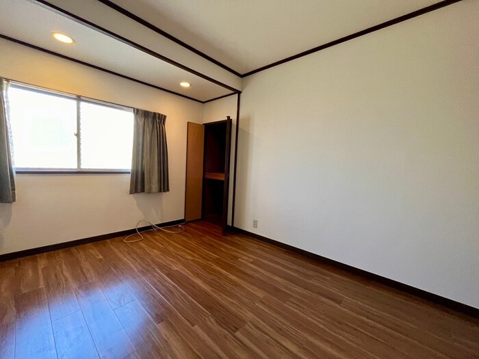 物件内観写真10　(居室)