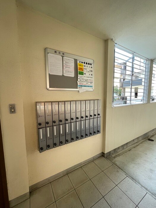 物件外観写真6　(建物設備)