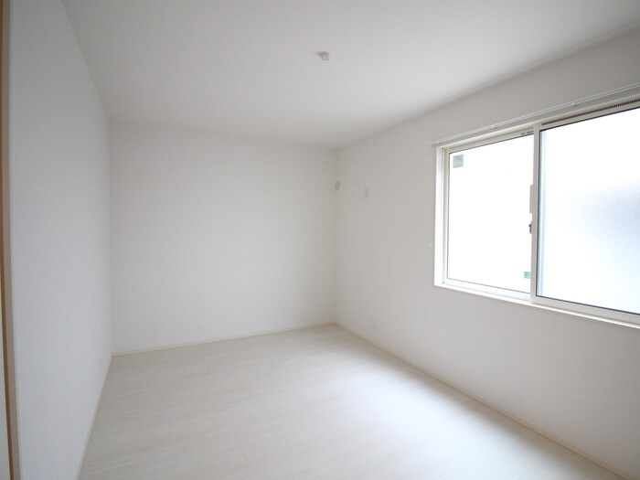 物件内観写真16　(居室)