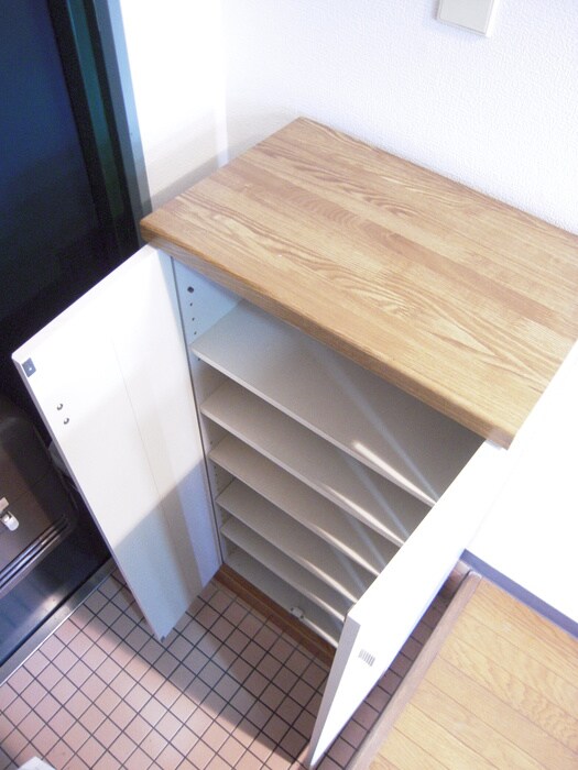 物件内観写真16　(靴箱)