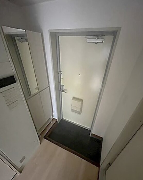 物件内観写真20　(玄関)