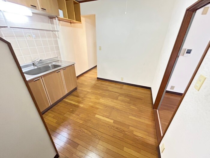 物件内観写真7　(居室)