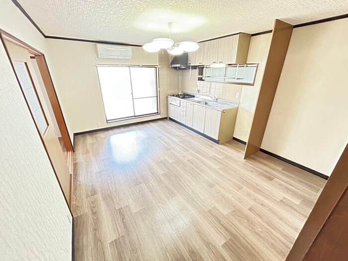 物件内観写真8　(居室)