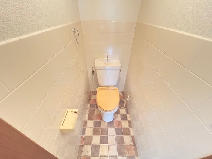 物件内観写真16　(トイレ)