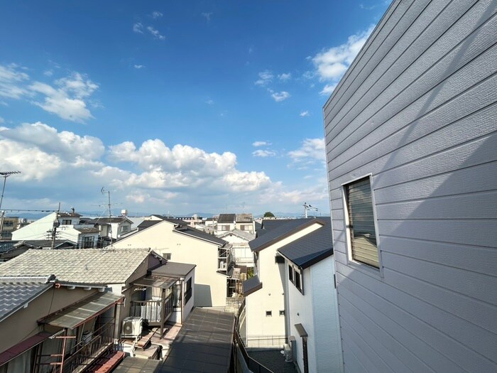 物件内観写真22　(室内からの展望)