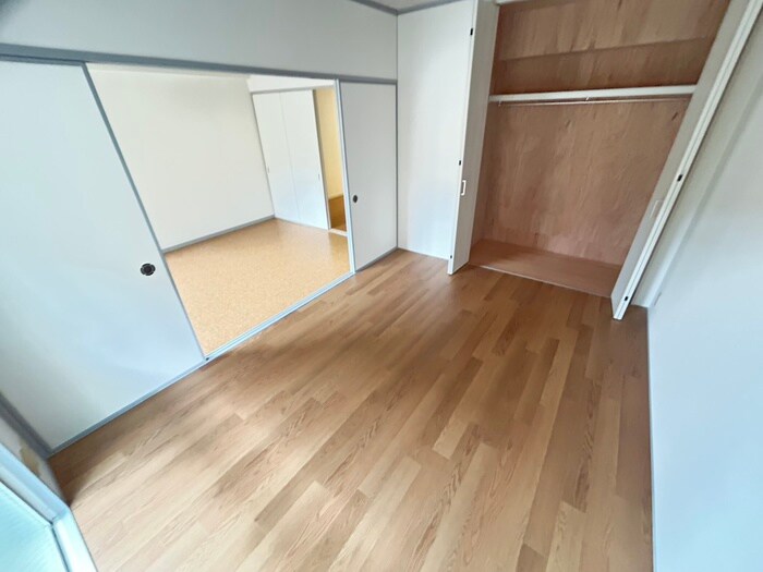 物件内観写真12　(居室)