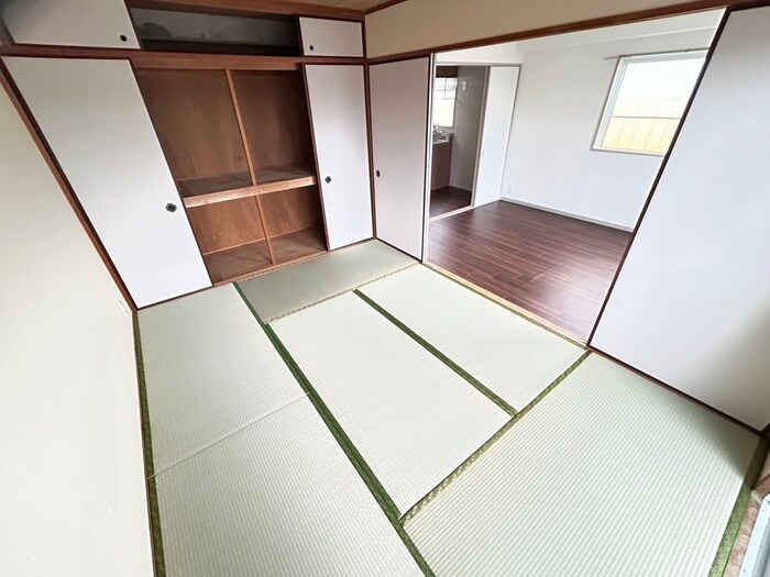 物件内観写真12　(居室)