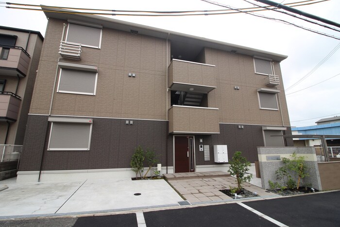 物件外観写真1　(外観写真)