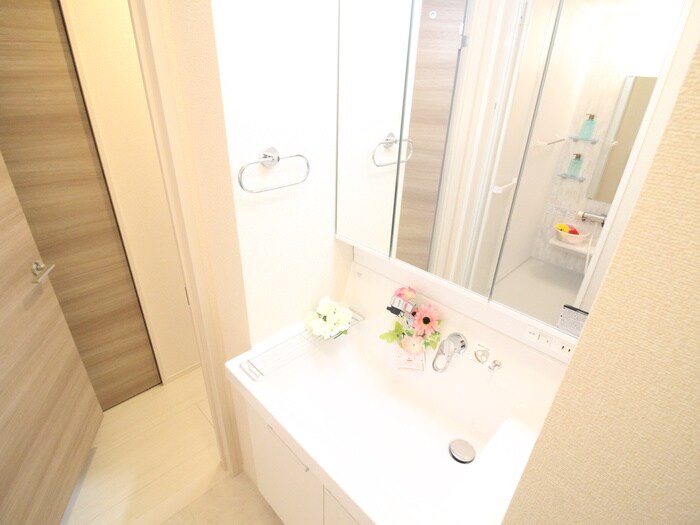 物件内観写真11　(洗面)