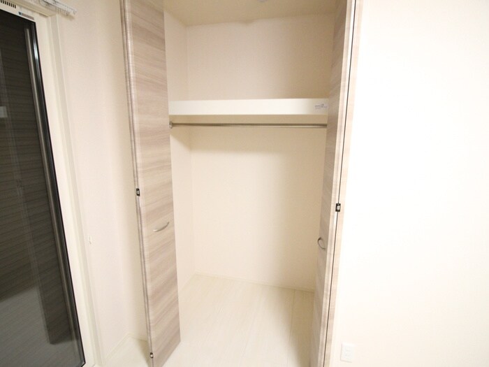 物件内観写真16　(収納)