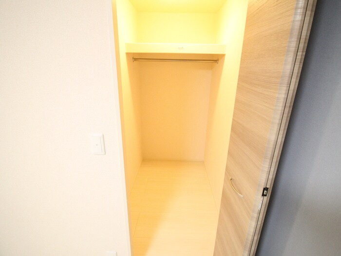 物件内観写真17　(収納)