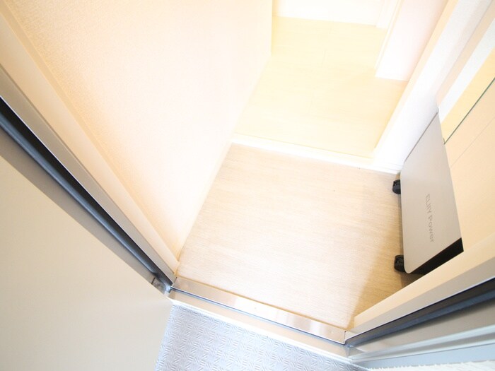 物件内観写真19　(玄関)