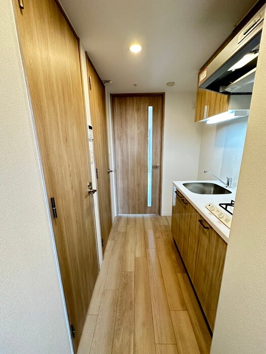 物件内観写真14　(廊下)