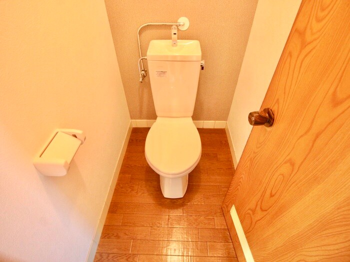物件内観写真15　(トイレ)