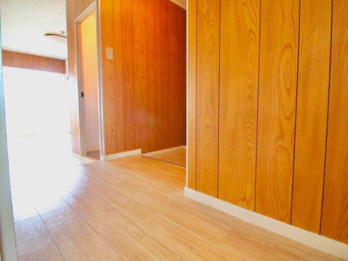 物件内観写真20　(廊下)