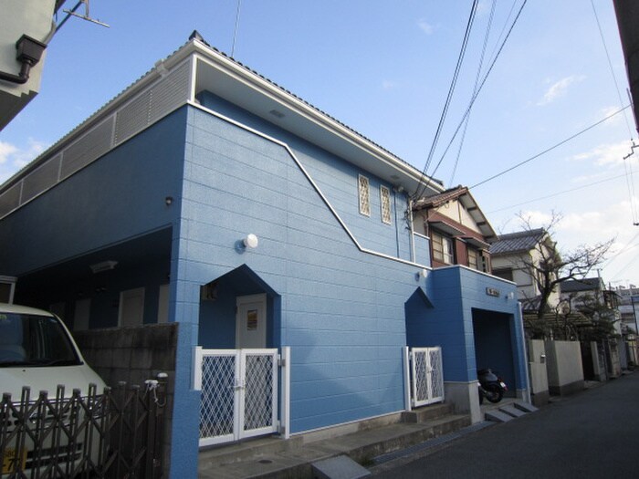 物件外観写真4　(エントランス部分)