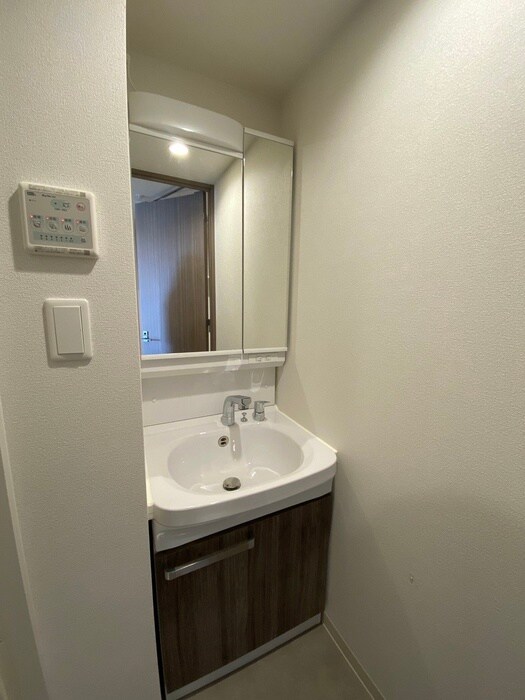 物件内観写真10　(洗面)