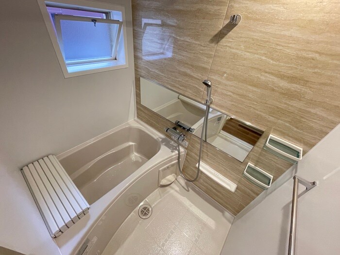 物件内観写真12　(バス／シャワールーム等)