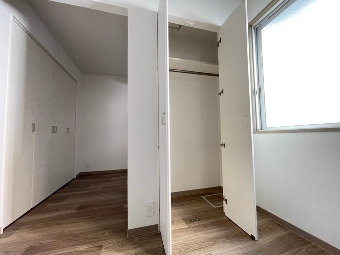 物件内観写真21　(収納)